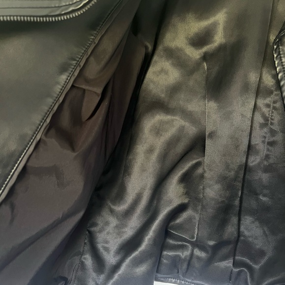 Sleek & Chic Faux Leather Moto Jacket - RW&CO, Size S - Picture 5 of 7